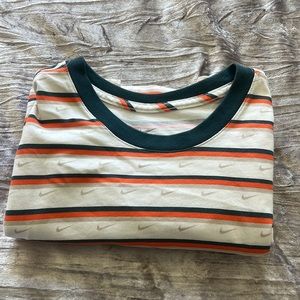 Men’s Nike Tee size Medium
